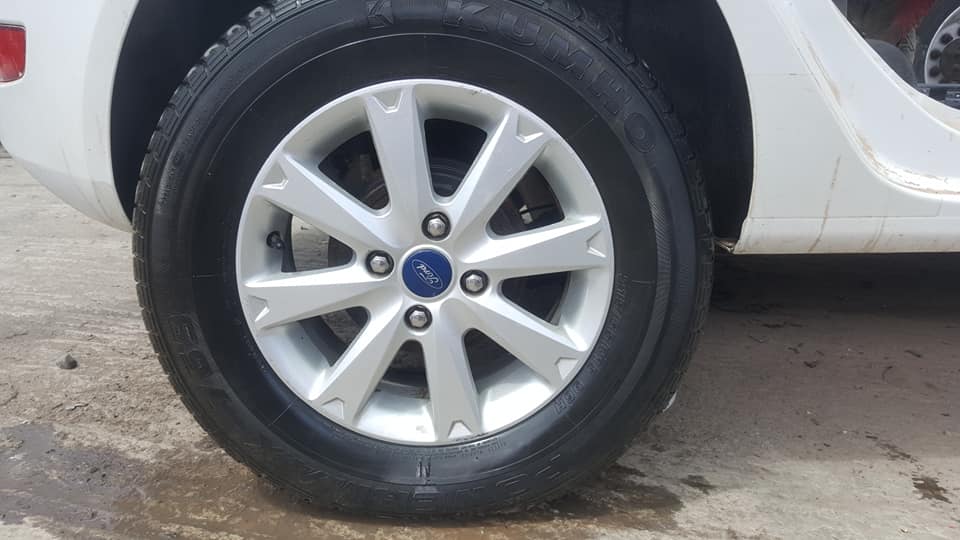 JUEGO DE AROS MAS LLANTA FORD FIESTA 2012 AL 2019